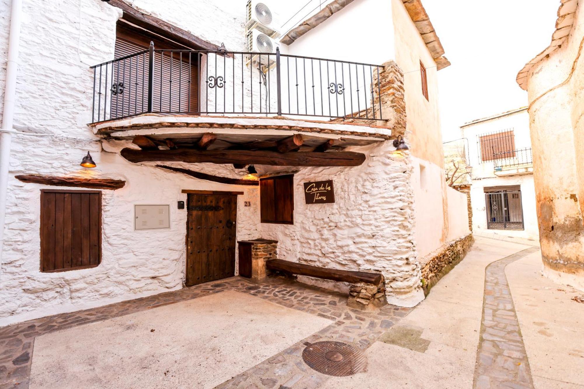 Casa De Los Titeres Pitres Exterior photo